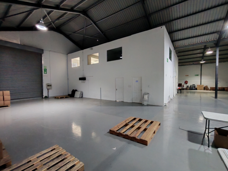 To Let Commercial Property for Rent in Asla Park Western Cape